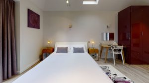 South-Lodge-Bedroom